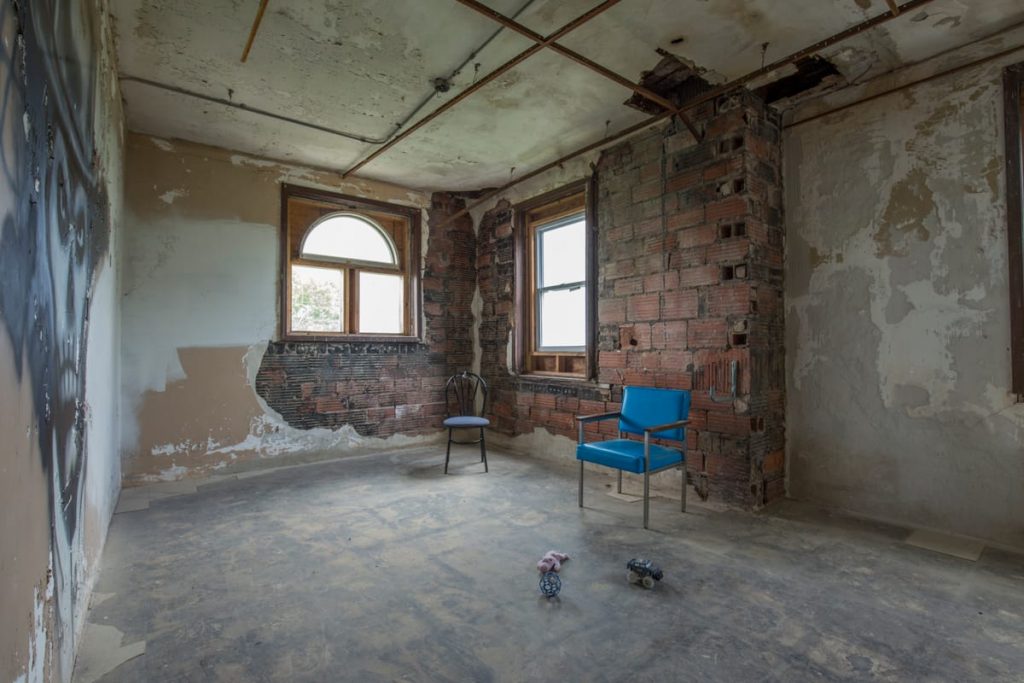 Voices are often heard on Ashmore Estates' third floor