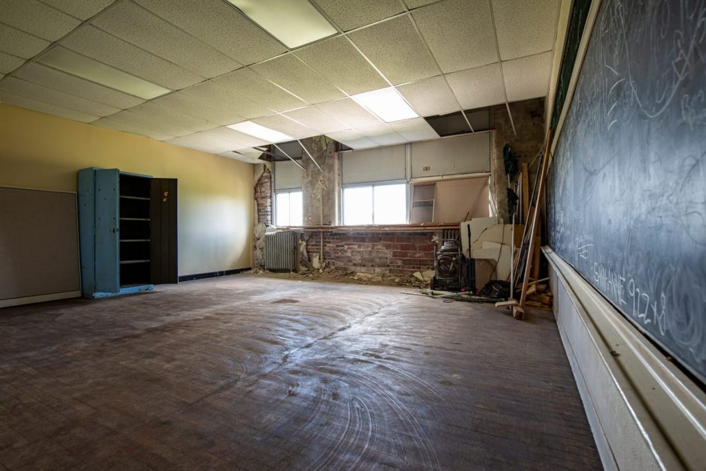 Farrar Schoolhouse Haunted and Abandoned Iowa School HUS