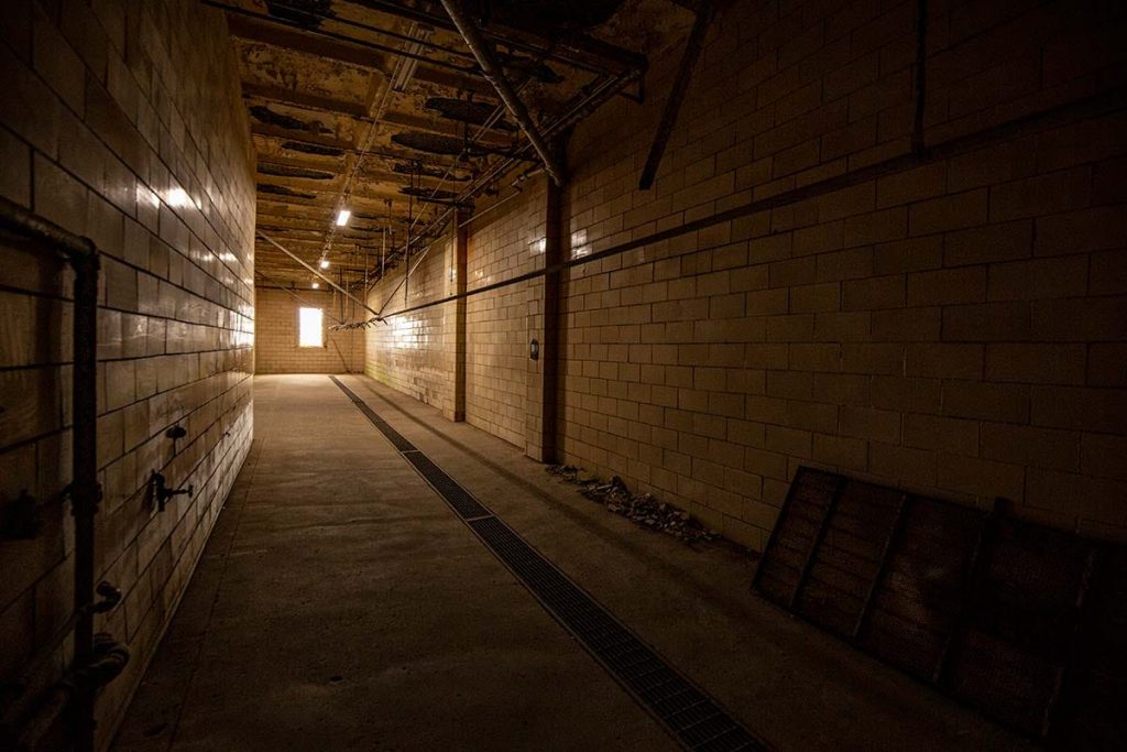 Mansfield Reformatory's large showers