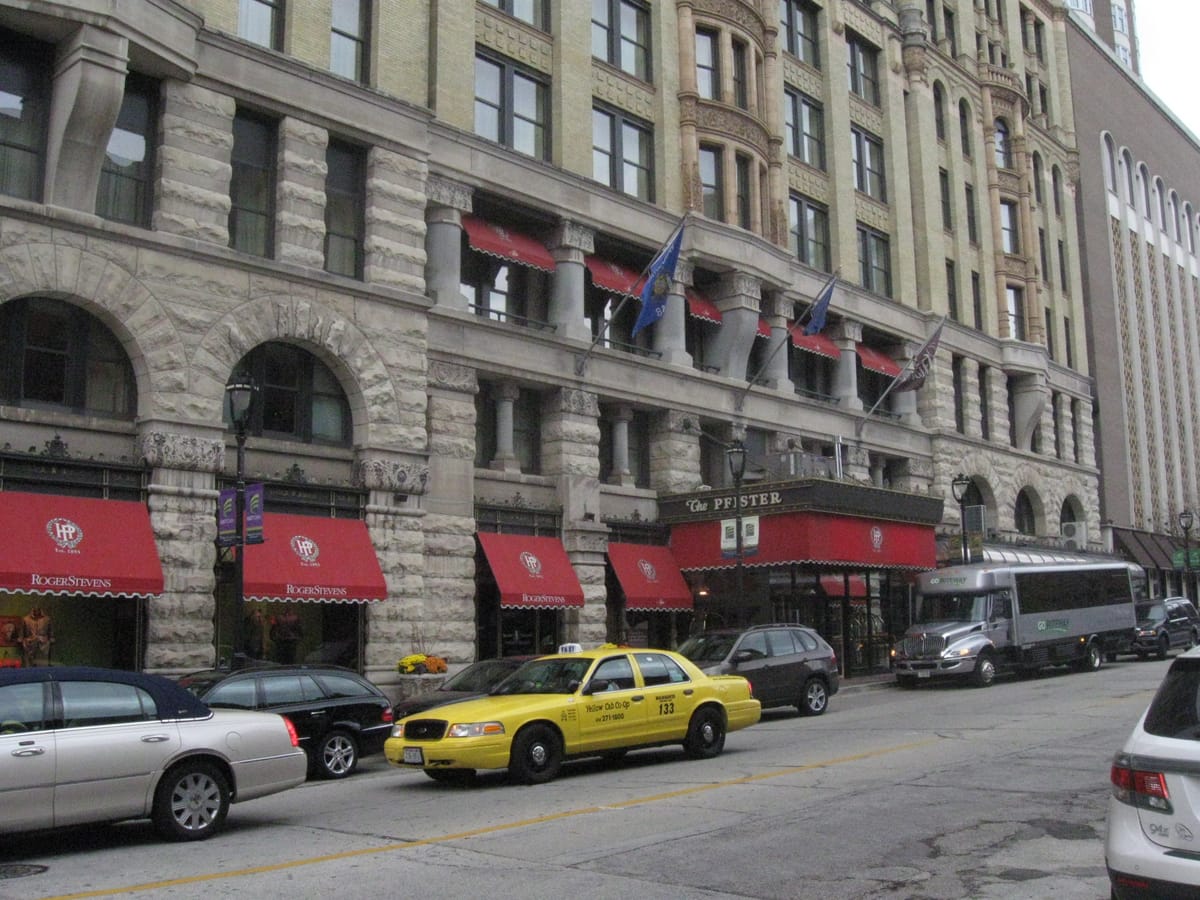 Pfister Hotel
