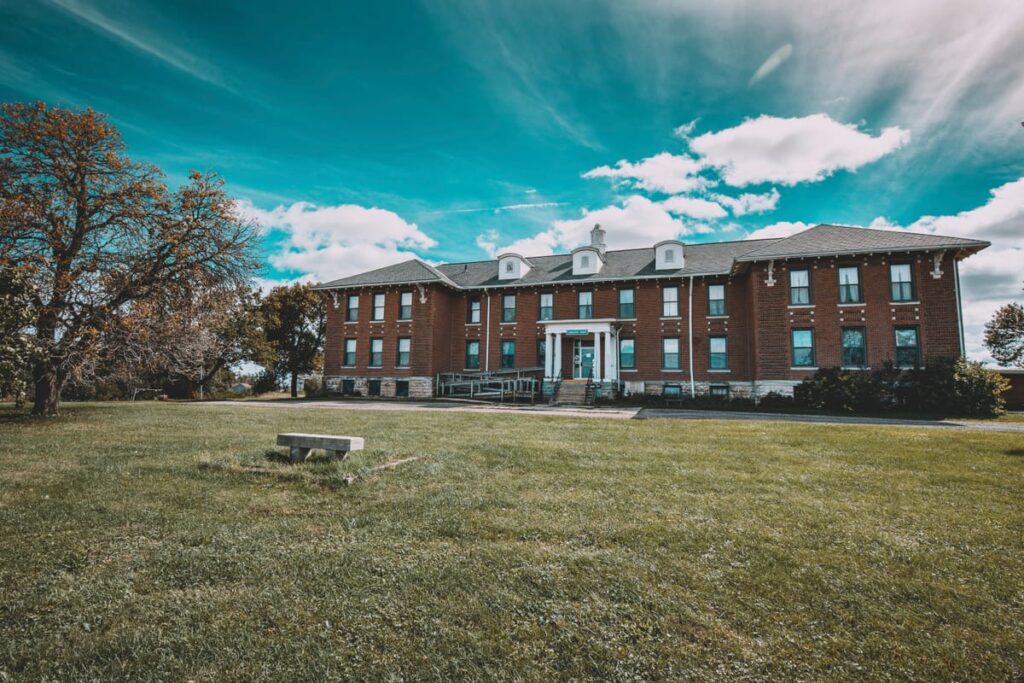 Edinburgh manor asylum in Iowa is haunted by former patients