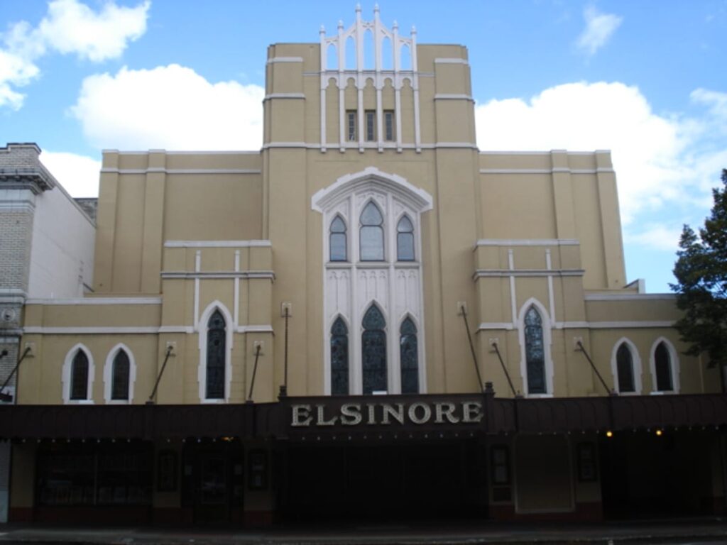 Come for the show, stay for the reported spooky paranormal activity at the Elsinore Theater in Salem, Oregon