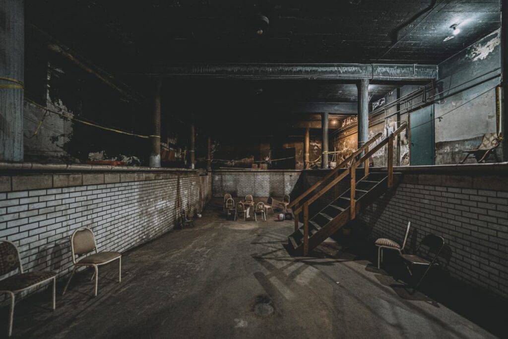 Explore Mineral Springs Hotel's Shockingly Haunted History