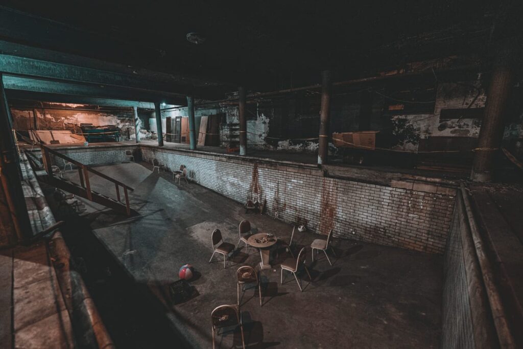 Once the largest swimming pool in Illinois, Mineral Springs Hotel's drained pool area is said to be a hotbed for spirits