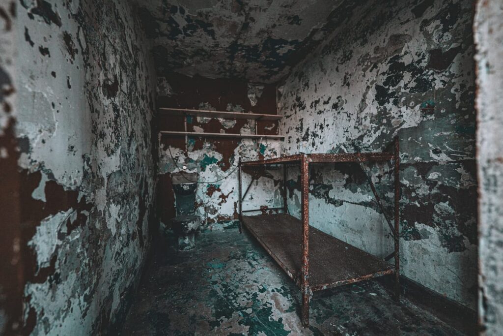 Missouri State Penitentiary offers overnight paranormal investigations, where cells like these are open