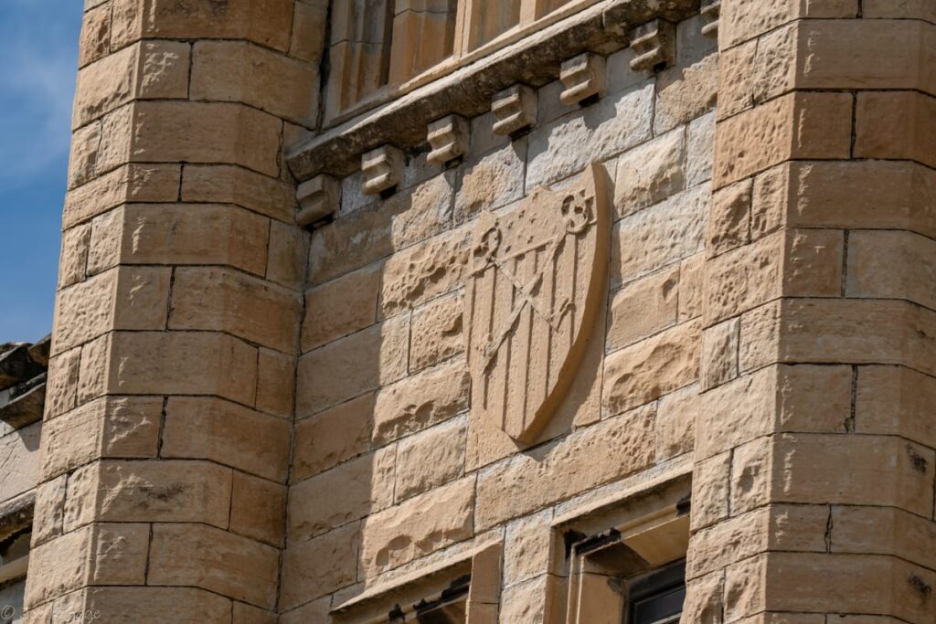 A coat of arms for the prison