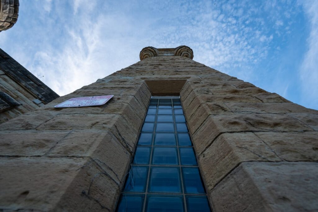 Would you being brave enough to spend your night locked inside of illinois' most haunted prison?