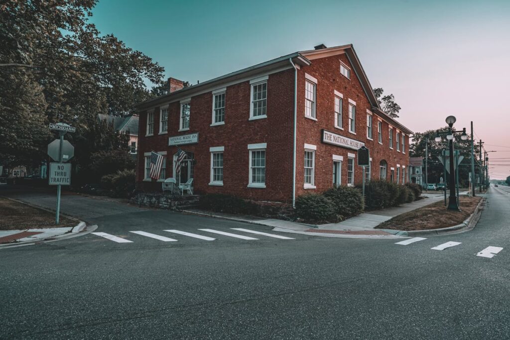 It is rumored that ghosts roam the halls of National House Inn in Michigan