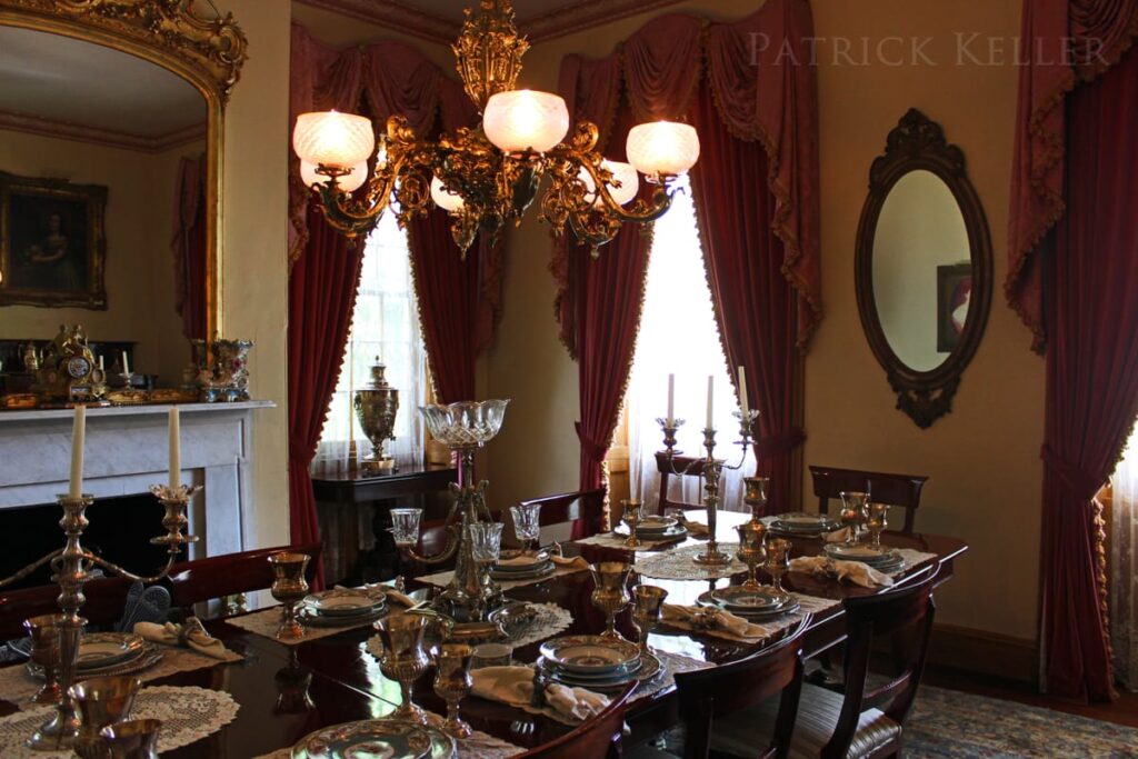 Guests to the Monmouth Plantation have reported intense uneasy feelings throughout the property - many say, in relation to spirit activity